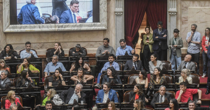 Al filo de la asunción de Milei: ¿se parte el bloque de Unión por la Patria en Diputados? Al filo de la asunción de Milei: ¿se parte el bloque de Unión por la Patria en Diputados?