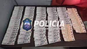 La Rioja: Detuvieron a una mujer y se le secuestró dinero en efectivo La Rioja: Detuvieron a una mujer y se le secuestró dinero en efectivo