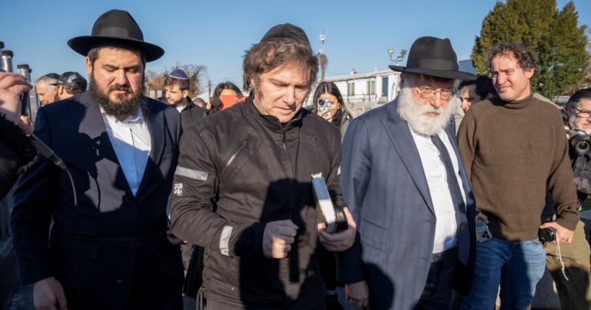 Asunción de Javier Milei: cómo será la ceremonia en la Catedral y a quién manda el Papa Francisco