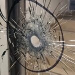 Balearon un banco de Rosario y amenazaron al gobernador Maximiliano Pullaro y su familia