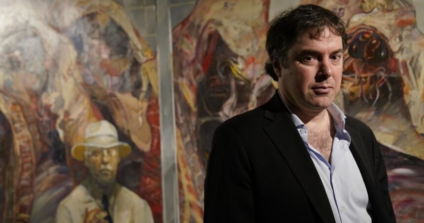 Andrés Buhar explora la influencia de la fotografía en la obra de Carlos Alonso Andrés Buhar explora la influencia de la fotografía en la obra de Carlos Alonso