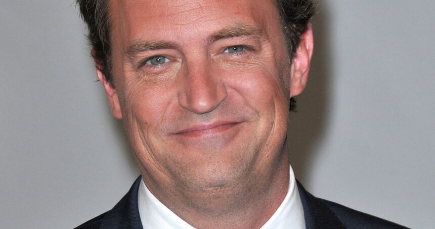 La autopsia reveló que Matthew Perry murió como consecuencia de los efectos de una droga