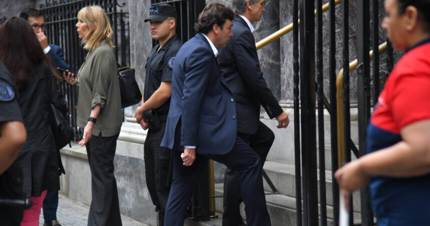 Con la inflación disparada, los bancos presionan para terminar con los plazo fijo UVA Con la inflación disparada, los bancos presionan para terminar con los plazo fijo UVA