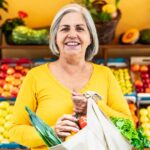 La alimentación a medida que pasan los años: ¿necesitamos lo mismo a los 60 que a los 20?