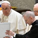 El Papa acepta las bendiciones a las parejas homosexuales