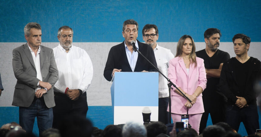 El peronismo busca mantener la unidad en el Congreso y avisa: “La negociación será ley por ley” El peronismo busca mantener la unidad en el Congreso y avisa: “La negociación será ley por ley”