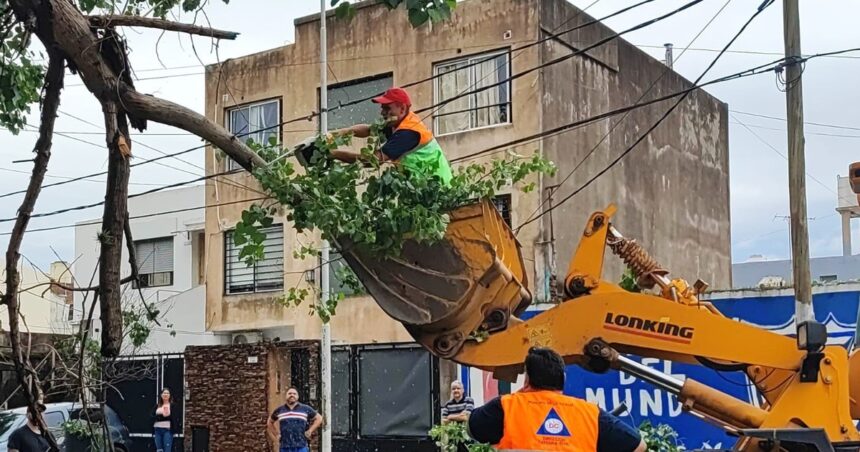 Siguen los trabajos en el Oeste para reparar los destrozos del temporal
