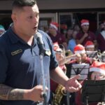 Un cabo de la Policía de Córdoba sorprendió a todos como tenor en un concierto navideño