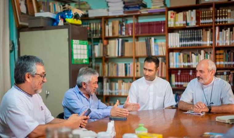 El intendente Molina y el Obispo Braida coordinan acciones para la Ceremonia del Tinkunaco El intendente Molina y el Obispo Braida coordinan acciones para la Ceremonia del Tinkunaco