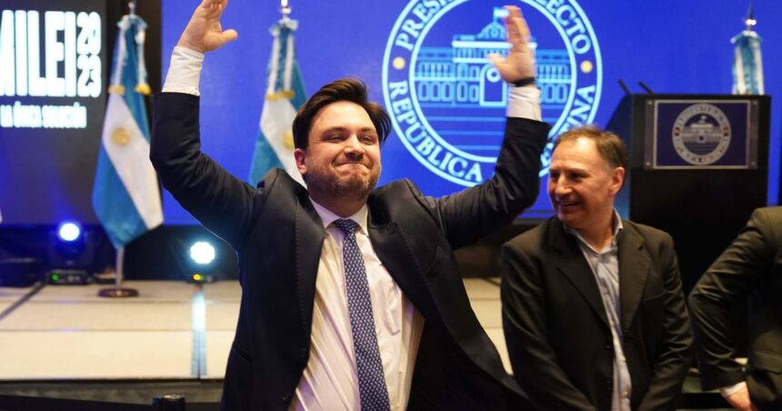 En línea con Milei, Marra presenta una ley ómnibus en la Ciudad para marcarle la cancha al PRO En línea con Milei, Marra presenta una ley ómnibus en la Ciudad para marcarle la cancha al PRO