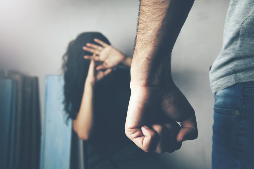 Mujer sufrió violencia de género en barrio Virgen del Valle Mujer sufrió violencia de género en barrio Virgen del Valle