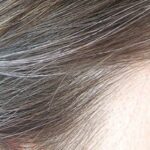 La hierba que se usa para retrasar la aparición de canas en el cabello