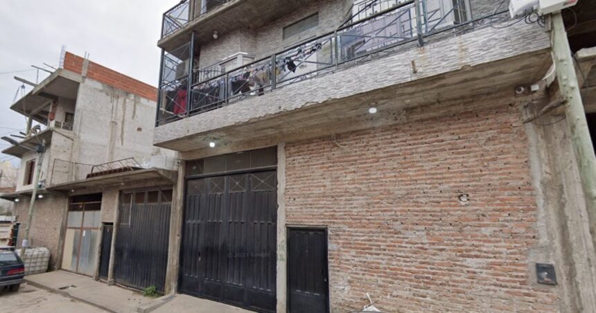 Hallan a una joven asesinada a golpes y detuvieron a su novio Hallan a una joven asesinada a golpes y detuvieron a su novio