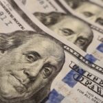 Sigue el veranito cambiario: el dólar blue y el MEP abrieron el 2024 en baja