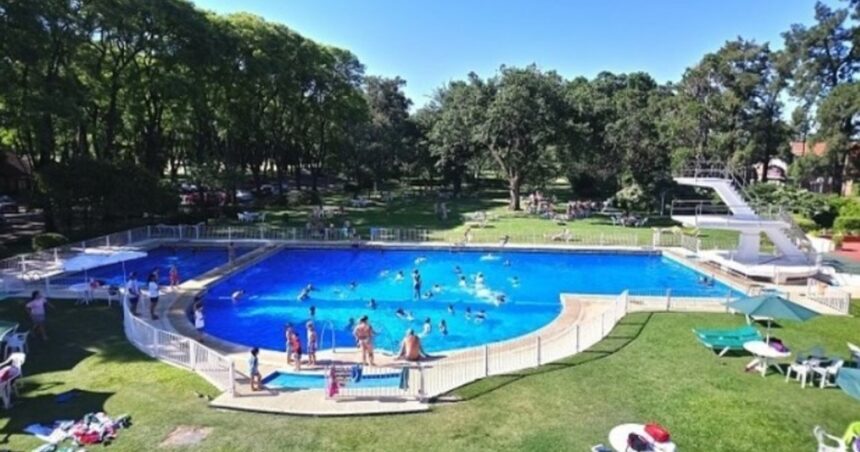 Rosario: murió un nene de 10 años tras sufrir un accidente en la pileta de un club Rosario: murió un nene de 10 años tras sufrir un accidente en la pileta de un club