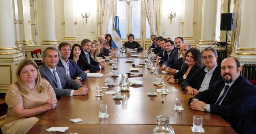 Diputados: arde la interna de La Libertad Avanza entre los mileístas puros y los aliados Diputados: arde la interna de La Libertad Avanza entre los mileístas puros y los aliados