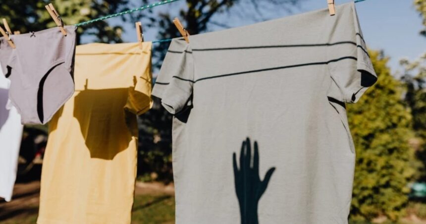 Las razones por las que se recomienda lavar la ropa nueva antes de usarla Las razones por las que se recomienda lavar la ropa nueva antes de usarla
