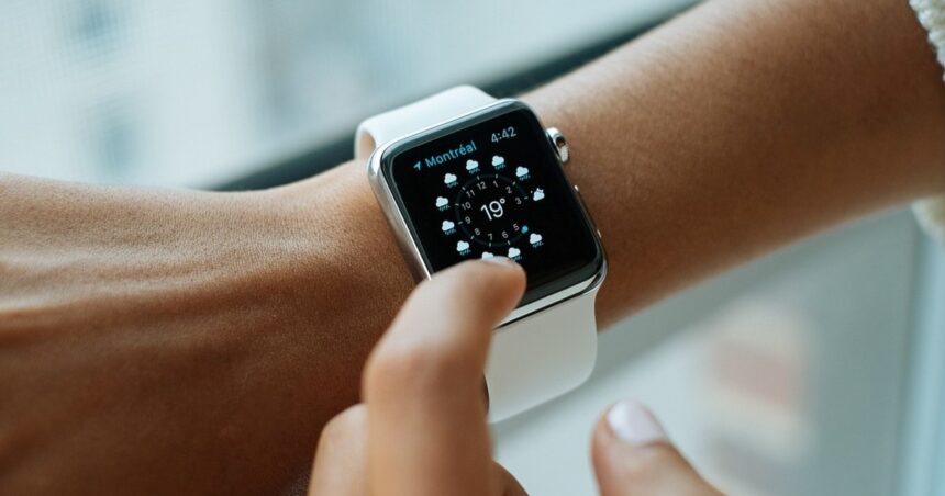 ¿Por qué se usa el reloj en la mano izquierda? ¿Por qué se usa el reloj en la mano izquierda?