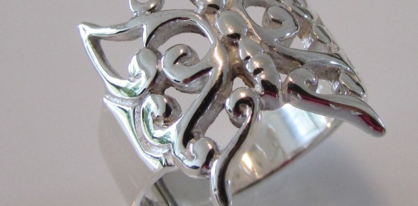 ¿Por qué es bueno tener joyas de plata en el cuerpo? ¿Por qué es bueno tener joyas de plata en el cuerpo?