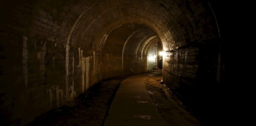 Se supo: hay un túnel secreto que va del palacio de Buckingham a un pub Se supo: hay un túnel secreto que va del palacio de Buckingham a un pub