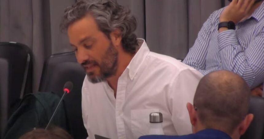Fuerte cruce entre Santiago Cafiero y Espert durante la exposición en Diputados Fuerte cruce entre Santiago Cafiero y Espert durante la exposición en Diputados