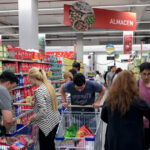 La inflación trepó a 25,5% en diciembre y cerró el año en 211,4 %