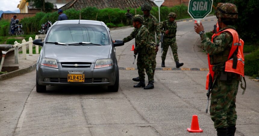 Crece la guerra contra los narcos en Ecuador con atentados y tomas de cárceles: ya hay 16 muertos Crece la guerra contra los narcos en Ecuador con atentados y tomas de cárceles: ya hay 16 muertos