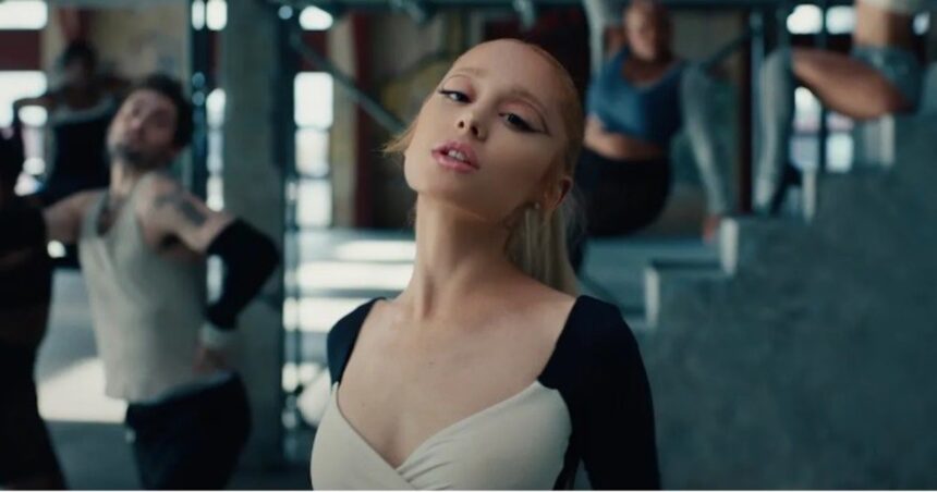 Ariana Grande volvió a la música después de 4 años, y seguirá dedicándose al cine y la cosmética Ariana Grande volvió a la música después de 4 años, y seguirá dedicándose al cine y la cosmética