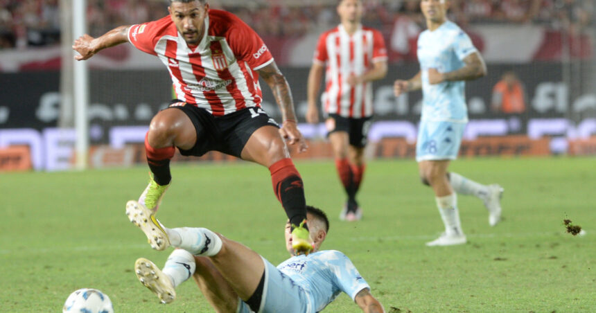 Estudiantes y Racing quedaron a mano en un partido caliente y con varias polémicas