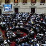 Ley Ómnibus: la oposición negocia en secreto una estrategia para torcerle el brazo a Javier Milei