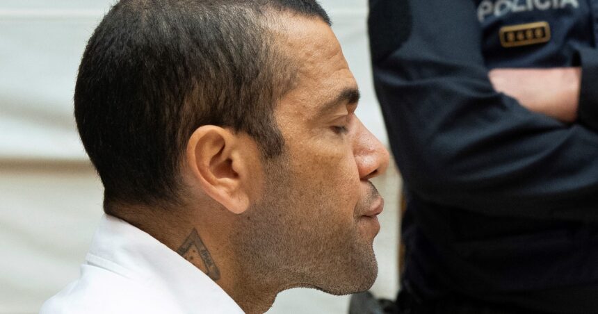 El juicio a Dani Alves, día 2: el show de contradicciones y la estrategia de su defensa