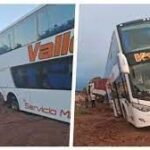 Un colectivo que tenía como destino la capital riojana, quedo varado en Río Paganzo