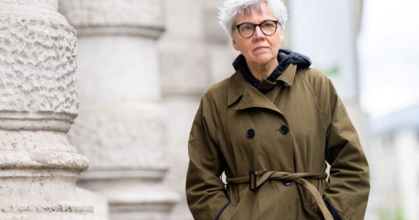Esther Kinsky: Una almohada para el reposo de los dolientes