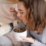 ¿Por qué no se le puede dar siempre hígado a un perro?