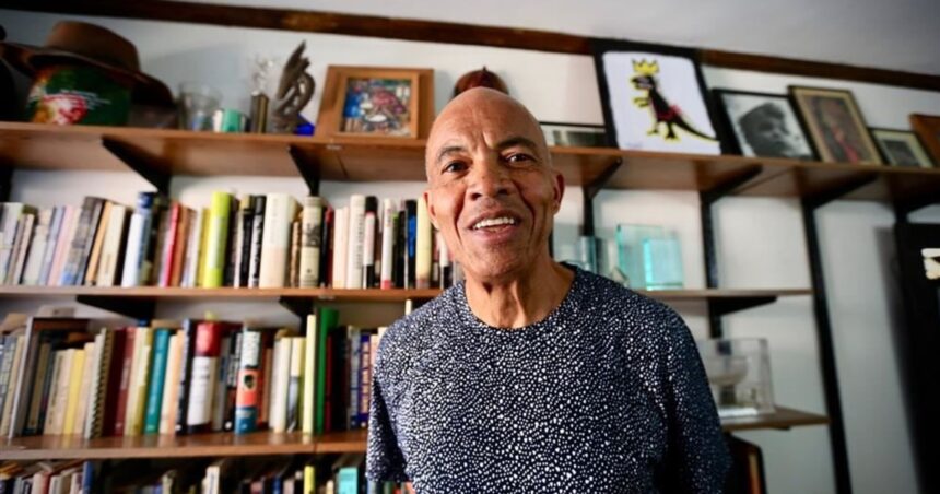 Fanon, anti-racista
y anti-colonialista Fanon, anti-racista
y anti-colonialista