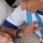 El tierno video donde Costas le transmite su pasión por Racing a Gustavito, su bebé