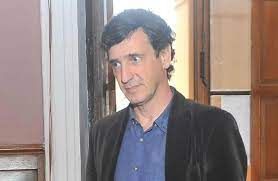 Marcos Novaro en Fénix: “Quintela piensa que aguantar hasta que los probemos estallen en otro lado” Marcos Novaro en Fénix: “Quintela piensa que aguantar hasta que los probemos estallen en otro lado”