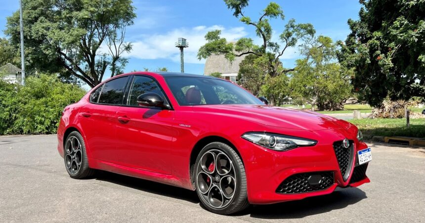 Análisis del Alfa Romeo Giulia, cómo anda el sedán más sensual de la Argentina Análisis del Alfa Romeo Giulia, cómo anda el sedán más sensual de la Argentina
