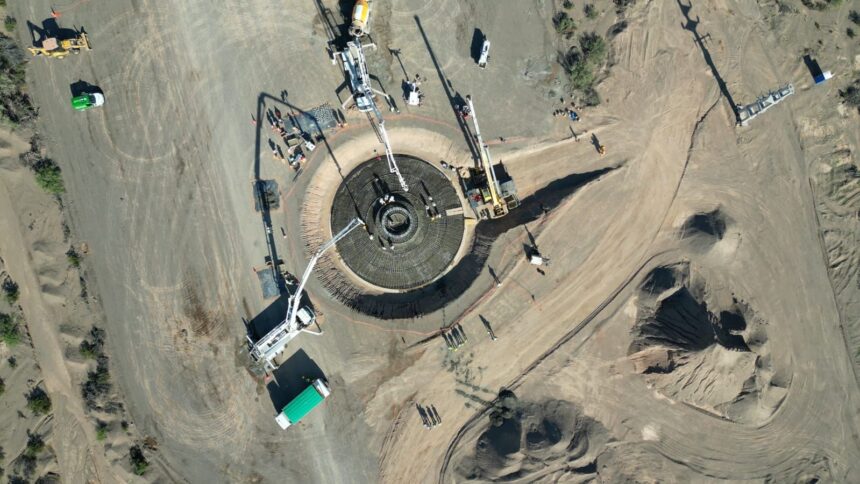 El Parque Eólico Arauco comenzó obras de hormigonado para instalación de nuevos aerogeneradores