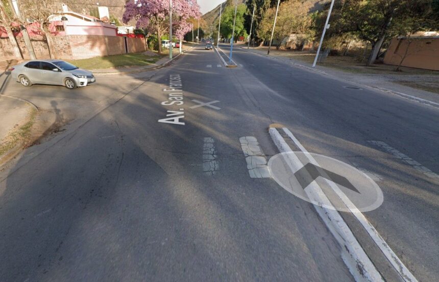 Un remisero se descompensó mientras manejaba y falleció en B° La Quebrada Un remisero se descompensó mientras manejaba y falleció en B° La Quebrada