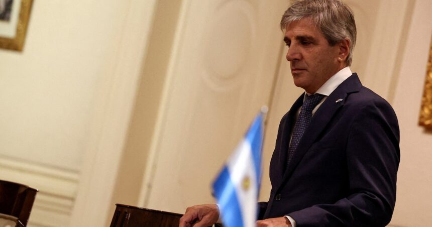 Después del guiño del FMI, Caputo viaja a la asamblea anual del BID Después del guiño del FMI, Caputo viaja a la asamblea anual del BID