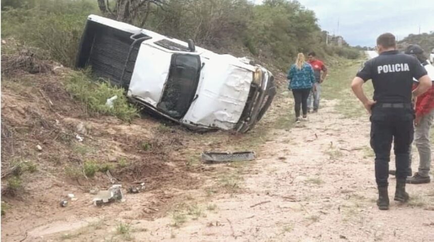 Olta: Un joven perdió la vida tras volcar en una camioneta Olta: Un joven perdió la vida tras volcar en una camioneta