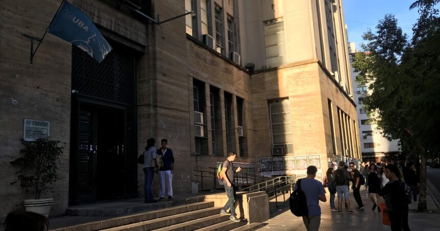 Por qué los alumnos universitarios porteños no tienen boleto estudiantil y de quién depende Por qué los alumnos universitarios porteños no tienen boleto estudiantil y de quién depende