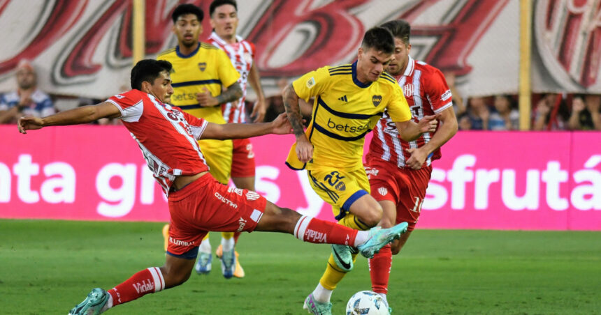 Boca volvió a mostrar un flojo nivel y Unión se lo ganó sobre el final en Santa Fe Boca volvió a mostrar un flojo nivel y Unión se lo ganó sobre el final en Santa Fe