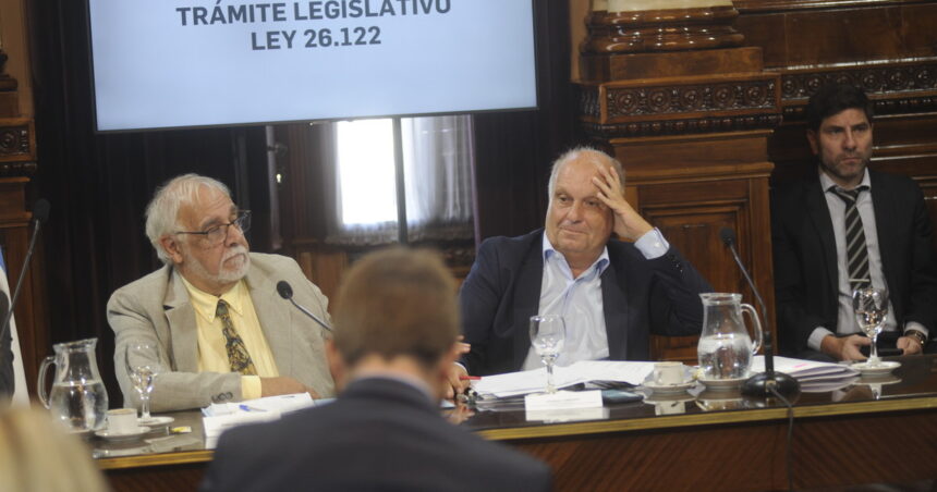 Mega DNU de Milei: tras el faltazo a la Bicameral, Posse y Caputo vuelven a ser citados Mega DNU de Milei: tras el faltazo a la Bicameral, Posse y Caputo vuelven a ser citados