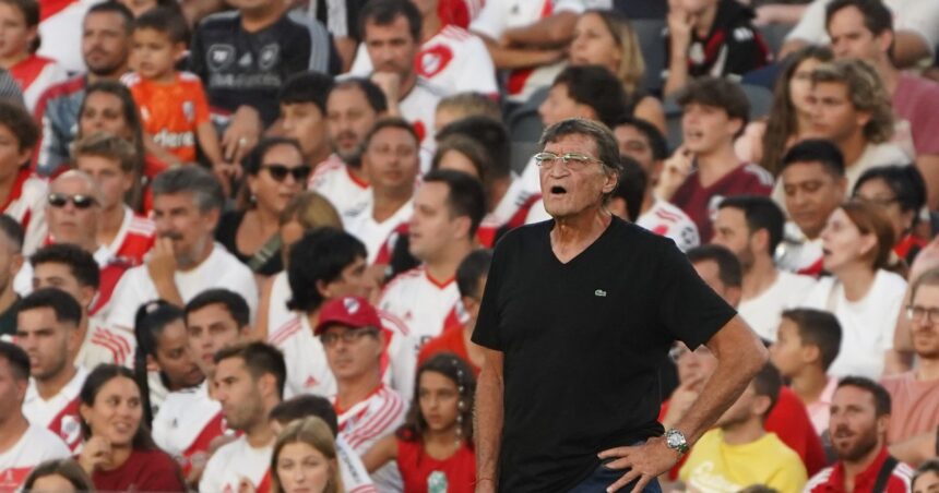 Julio Falcioni fue dado de alta: por qué habían internado al DT de Banfield Julio Falcioni fue dado de alta: por qué habían internado al DT de Banfield