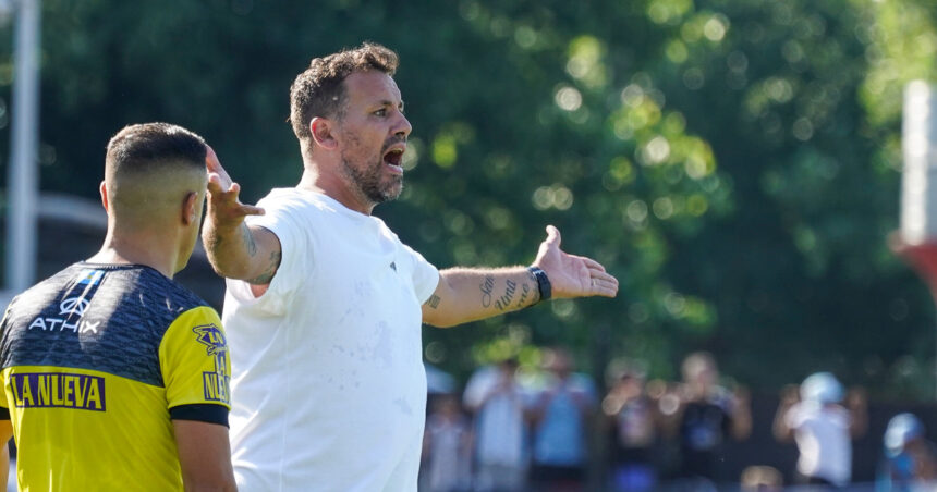 Riestra hace historia: remontada ante Independiente Rivadavia y primera victoria como visitante Riestra hace historia: remontada ante Independiente Rivadavia y primera victoria como visitante