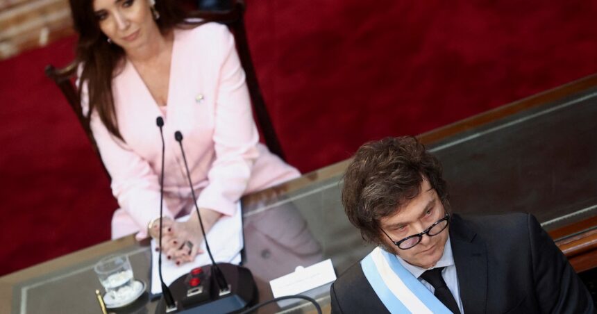 Milei se enojó con Victoria Villarruel por habilitar que el Senado trate el mega DNU Milei se enojó con Victoria Villarruel por habilitar que el Senado trate el mega DNU