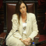 DNU de Milei, en VIVO: tras los cruces con Victoria Villarruel se suspendió la reunión de Gabinete