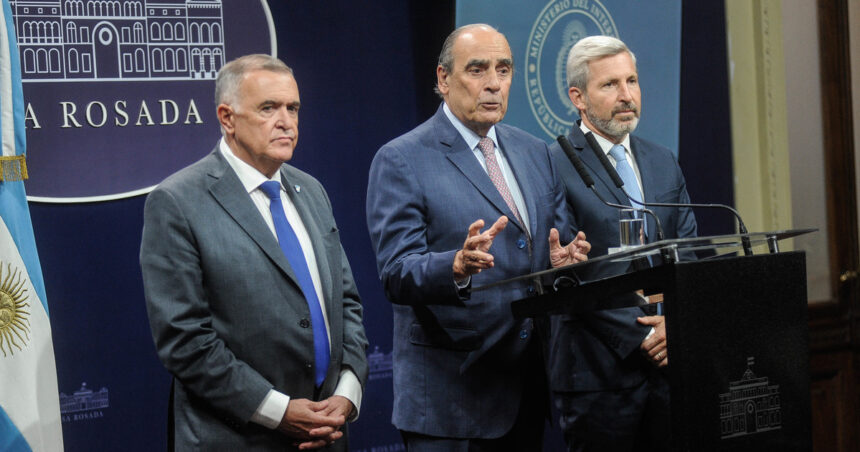 El Gobierno le entregó el borrador de la nueva Ley ómnibus a los gobernadores y jefes de bloque El Gobierno le entregó el borrador de la nueva Ley ómnibus a los gobernadores y jefes de bloque